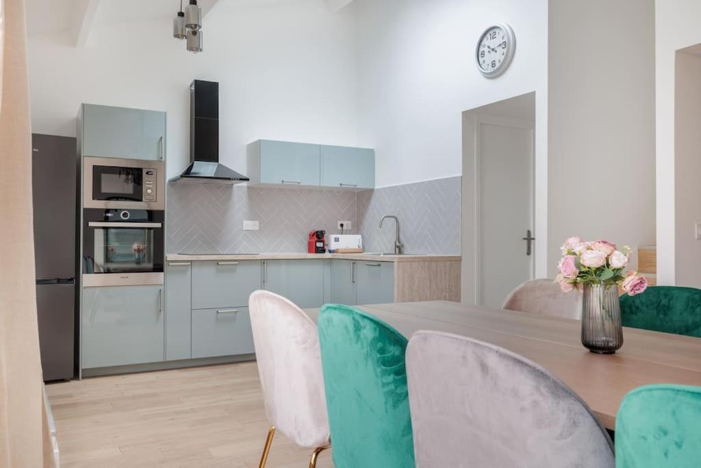 Superbe Appartement 8 Personnes #5 Asnières Exteriér fotografie